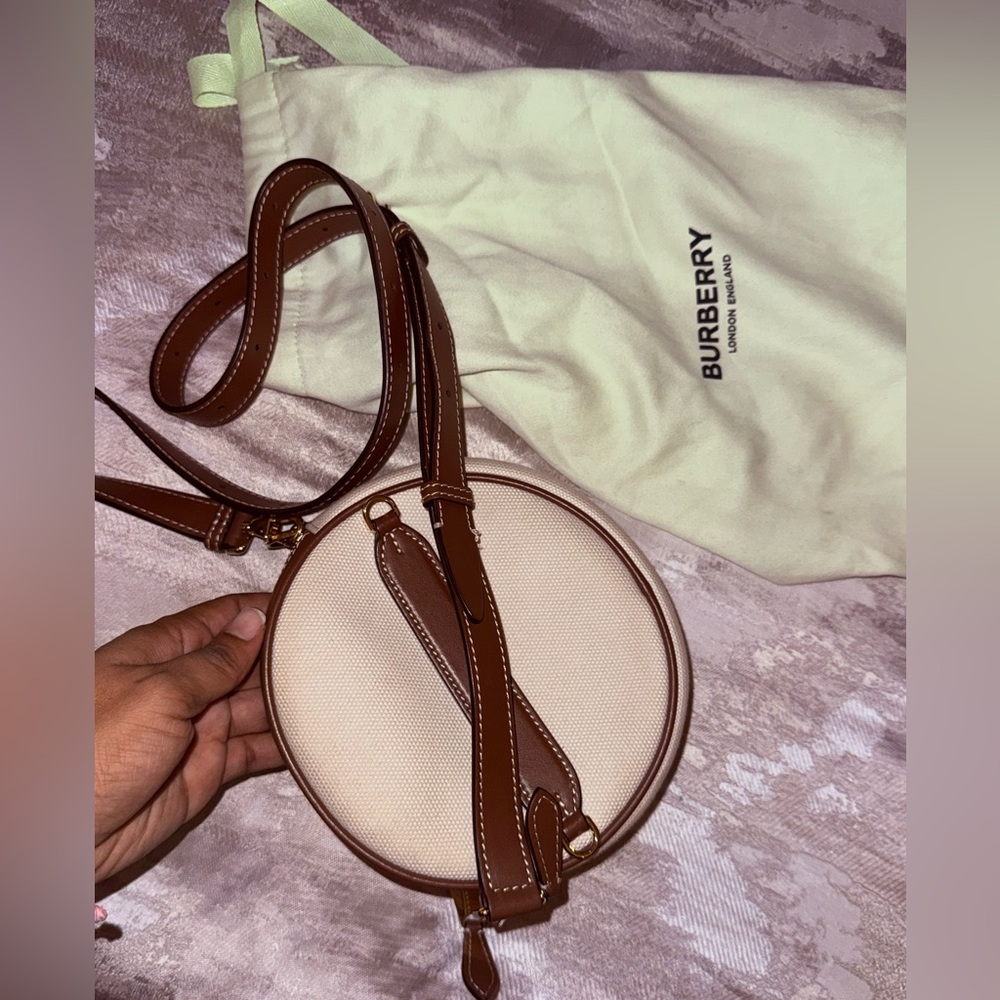 Authentic Burberry Louise Canvas Round Belt Bag - Picture 7 of 8